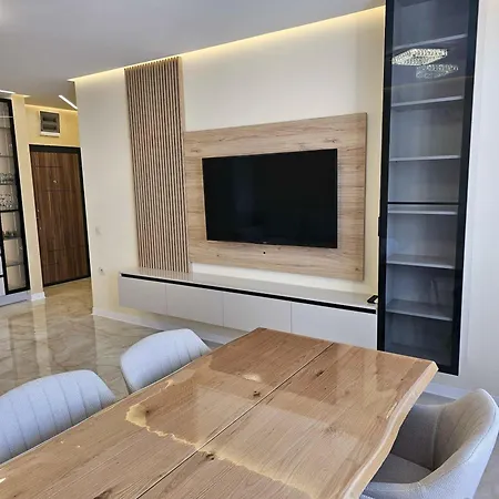 Apartament арена изгрев Burgas City