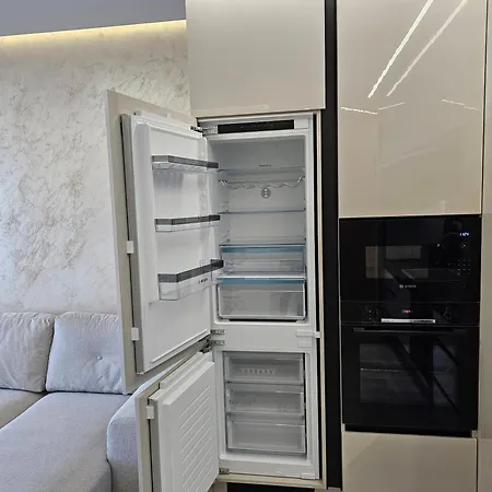 арена изгрев Apartament Burgas City